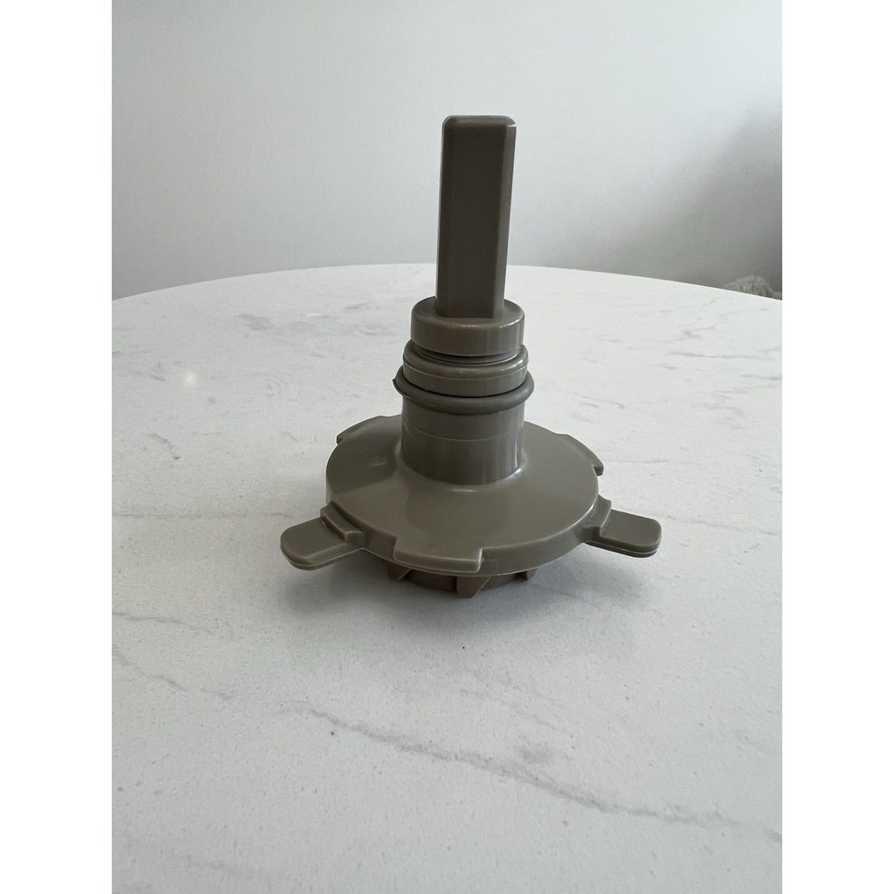 Oster Food Processor 14 Cup FPSTFP4263-DFL Replacement Center Post